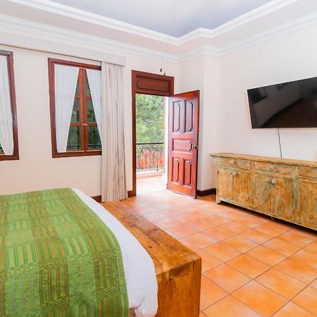 Santa Margarita Bed & Breakfast Antigua Exterior photo