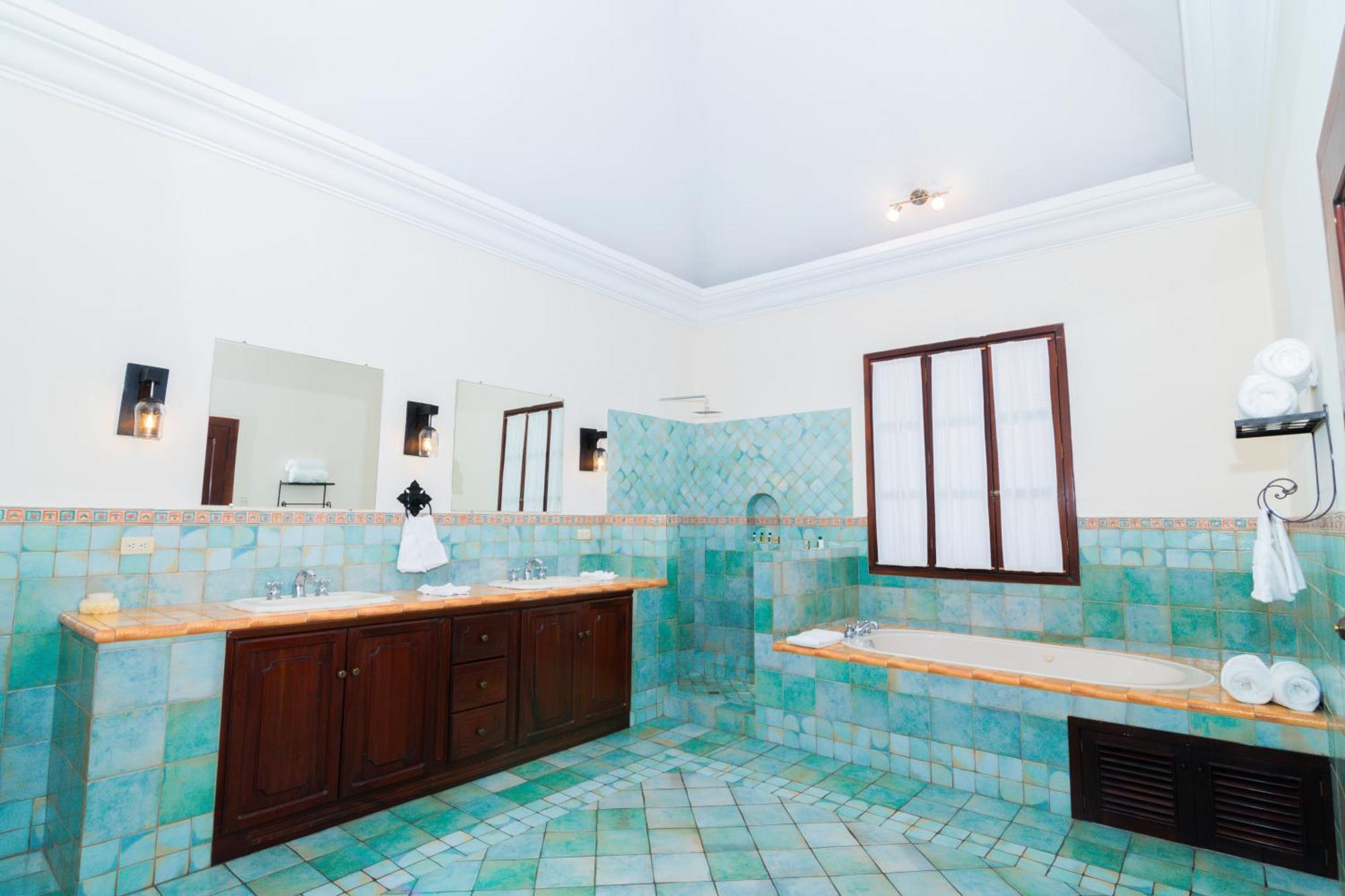 Santa Margarita Bed & Breakfast Antigua Exterior photo