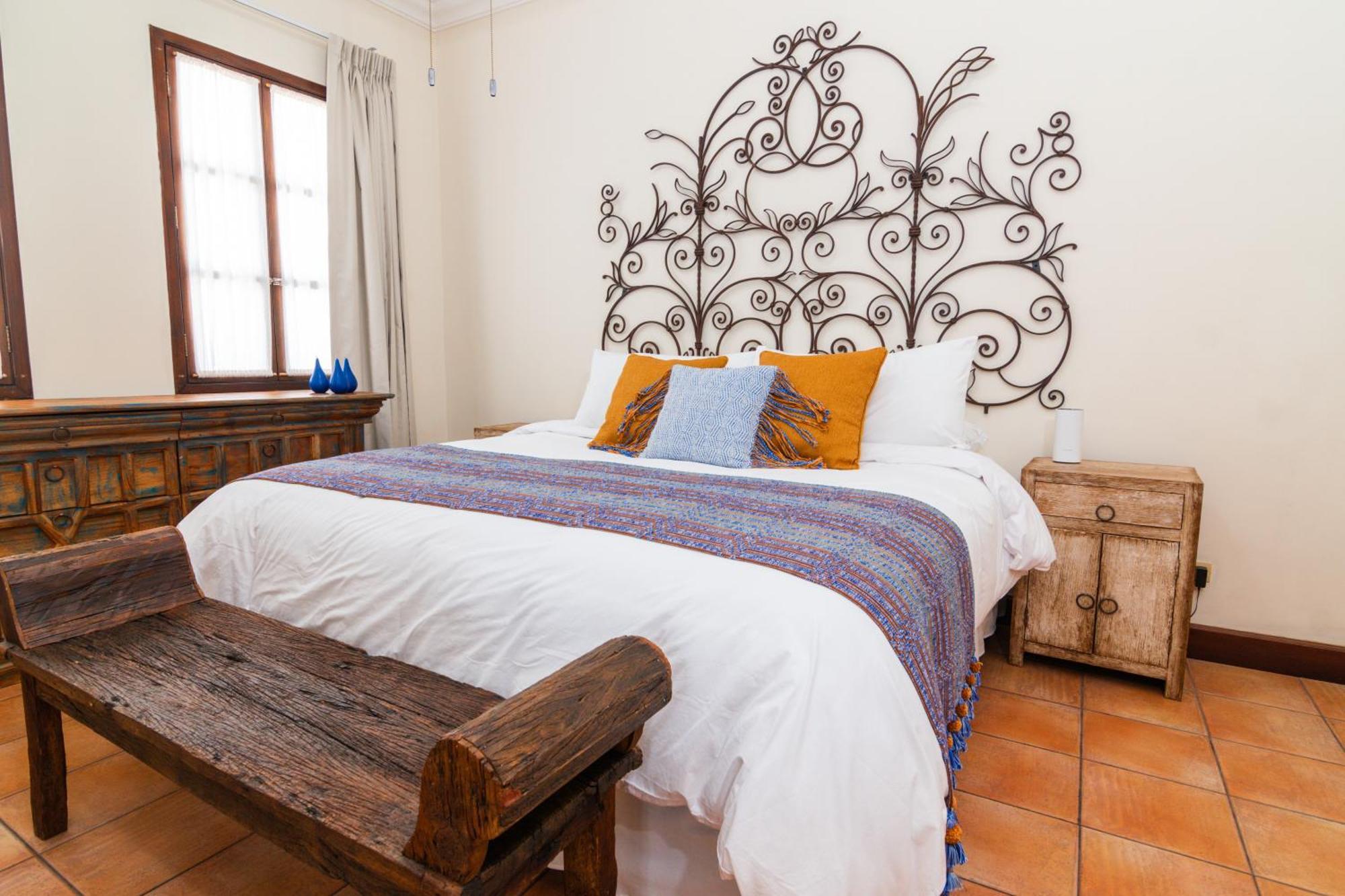 Santa Margarita Bed & Breakfast Antigua Exterior photo