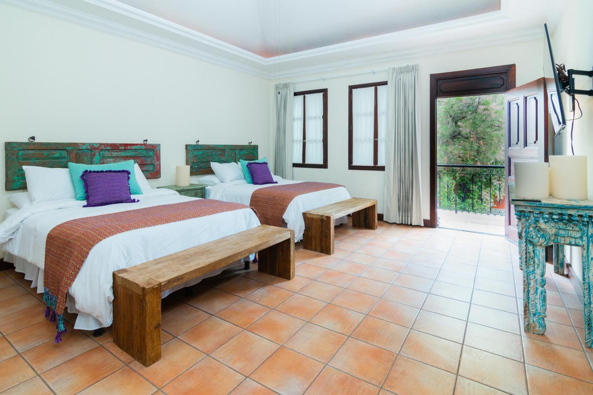 Santa Margarita Bed & Breakfast Antigua Exterior photo