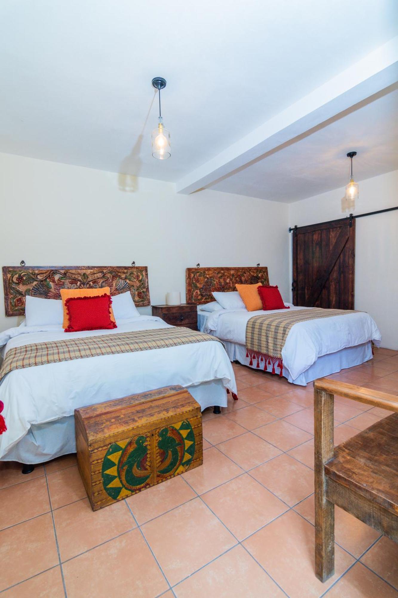 Santa Margarita Bed & Breakfast Antigua Exterior photo