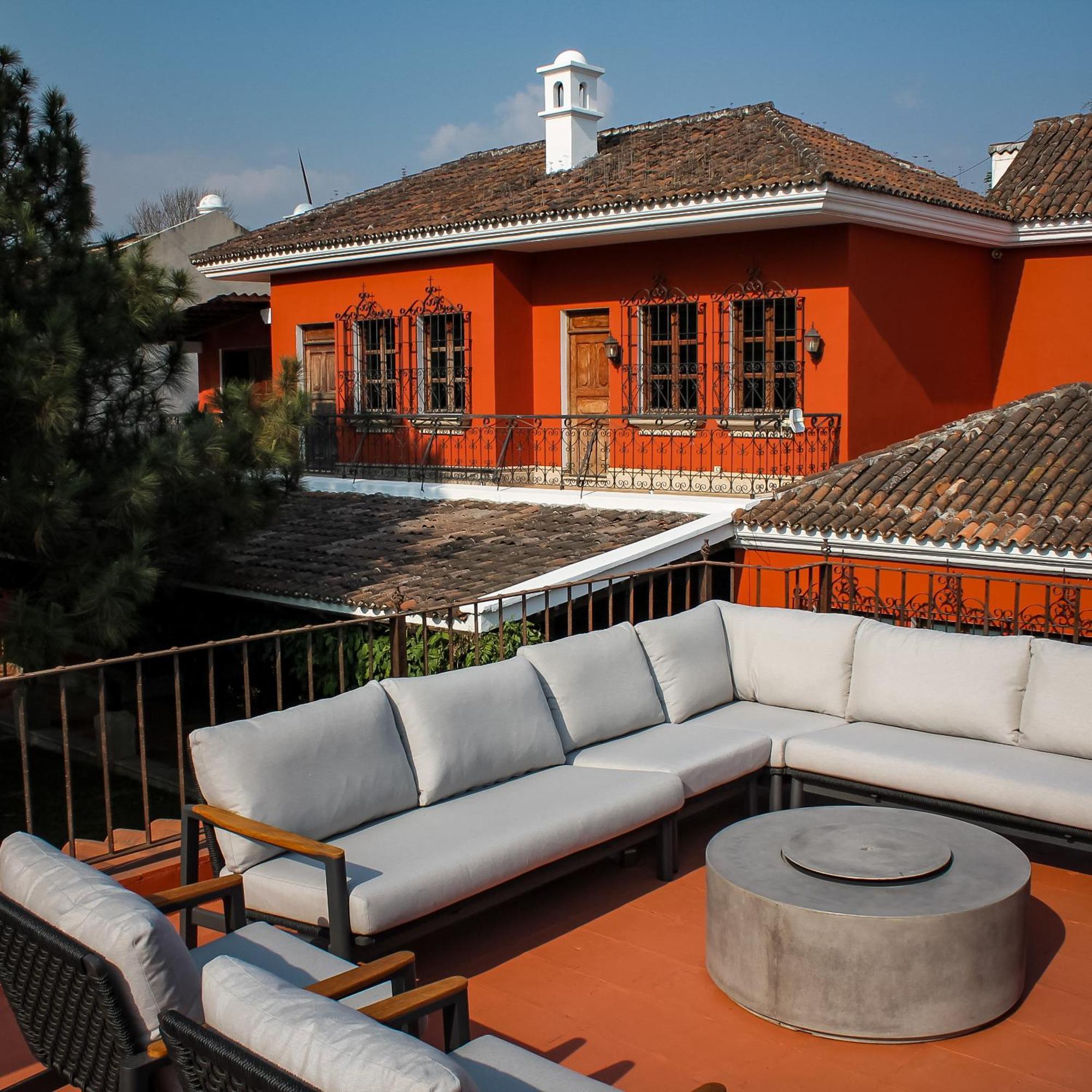 Santa Margarita Bed & Breakfast Antigua Exterior photo